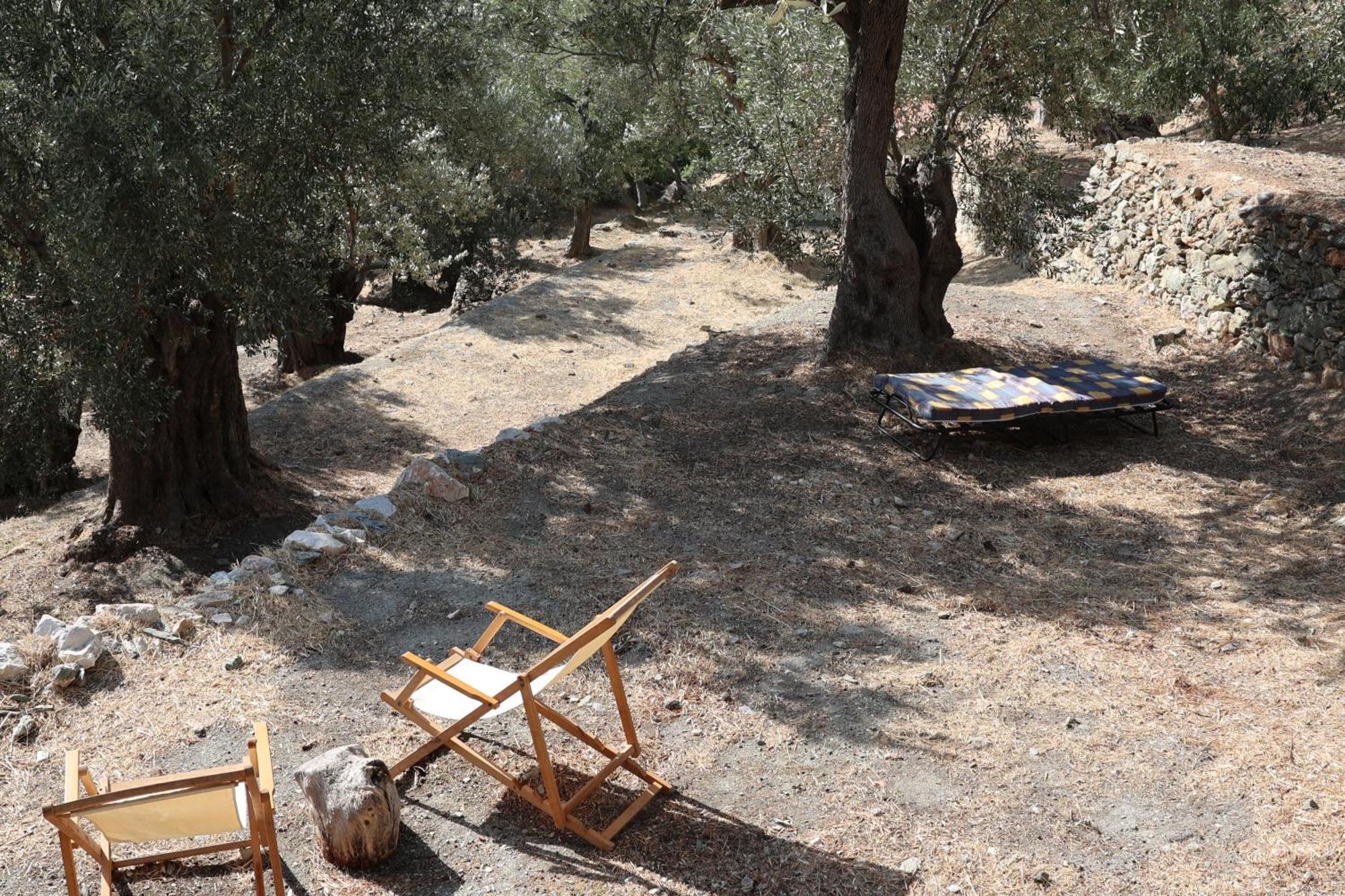 Δωμάτια Κόκκινος Πύργος Plomari Eksteriør bilde
