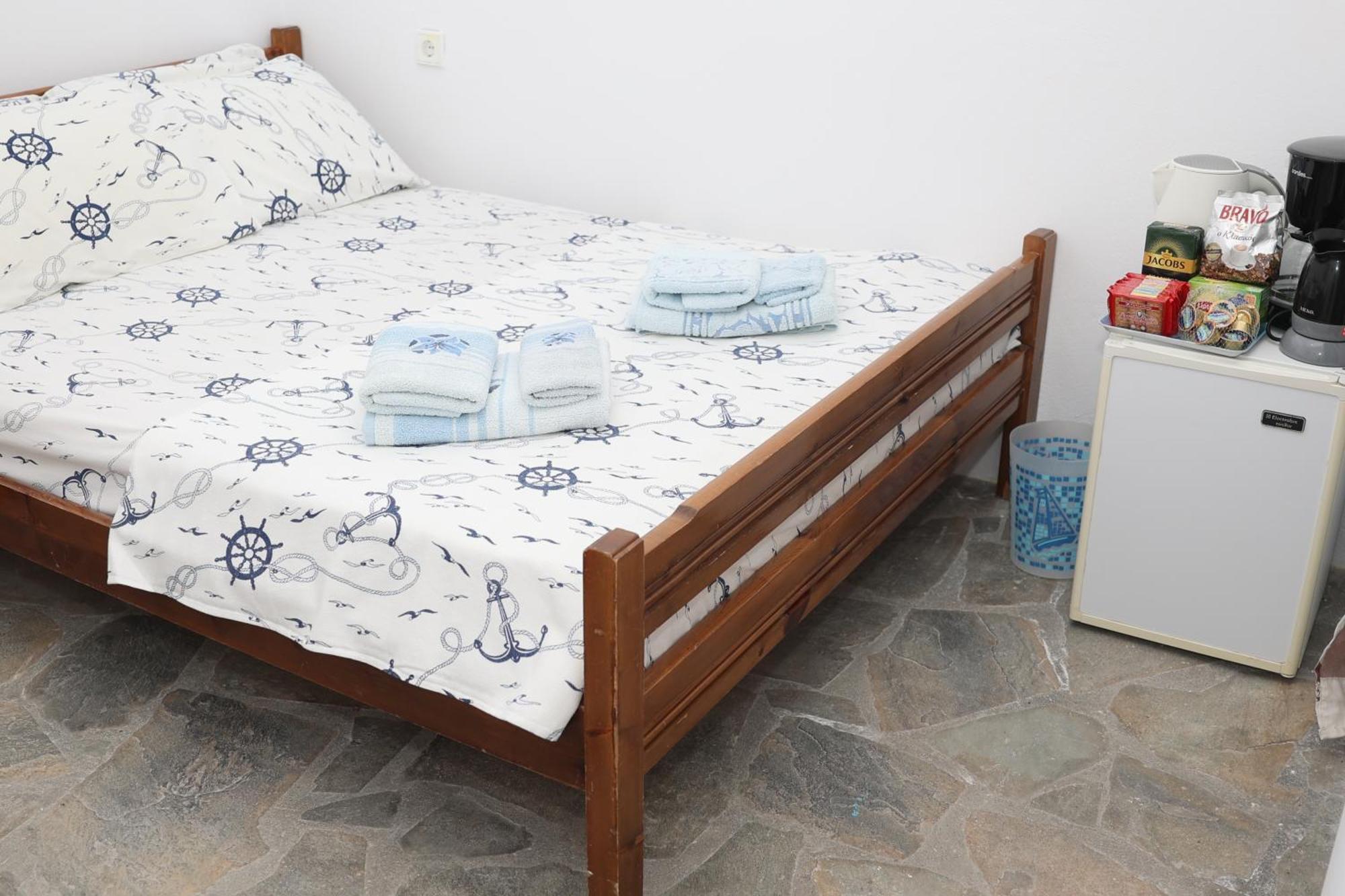 Δωμάτια Κόκκινος Πύργος Plomari Eksteriør bilde