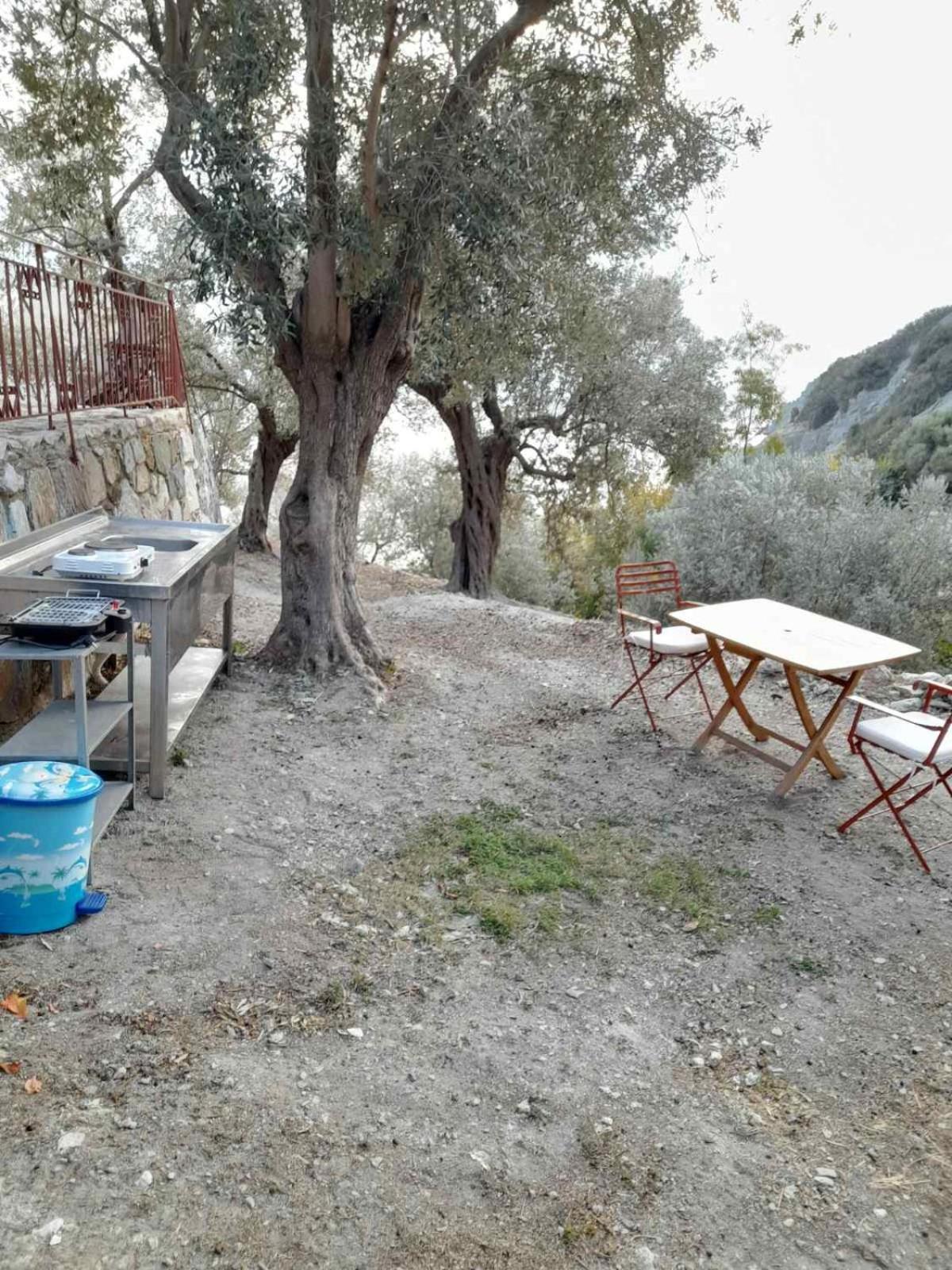 Δωμάτια Κόκκινος Πύργος Plomari Eksteriør bilde